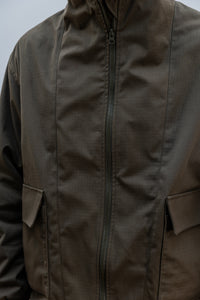 Buzo Visera Toti Verde Oliva - Detalle 2