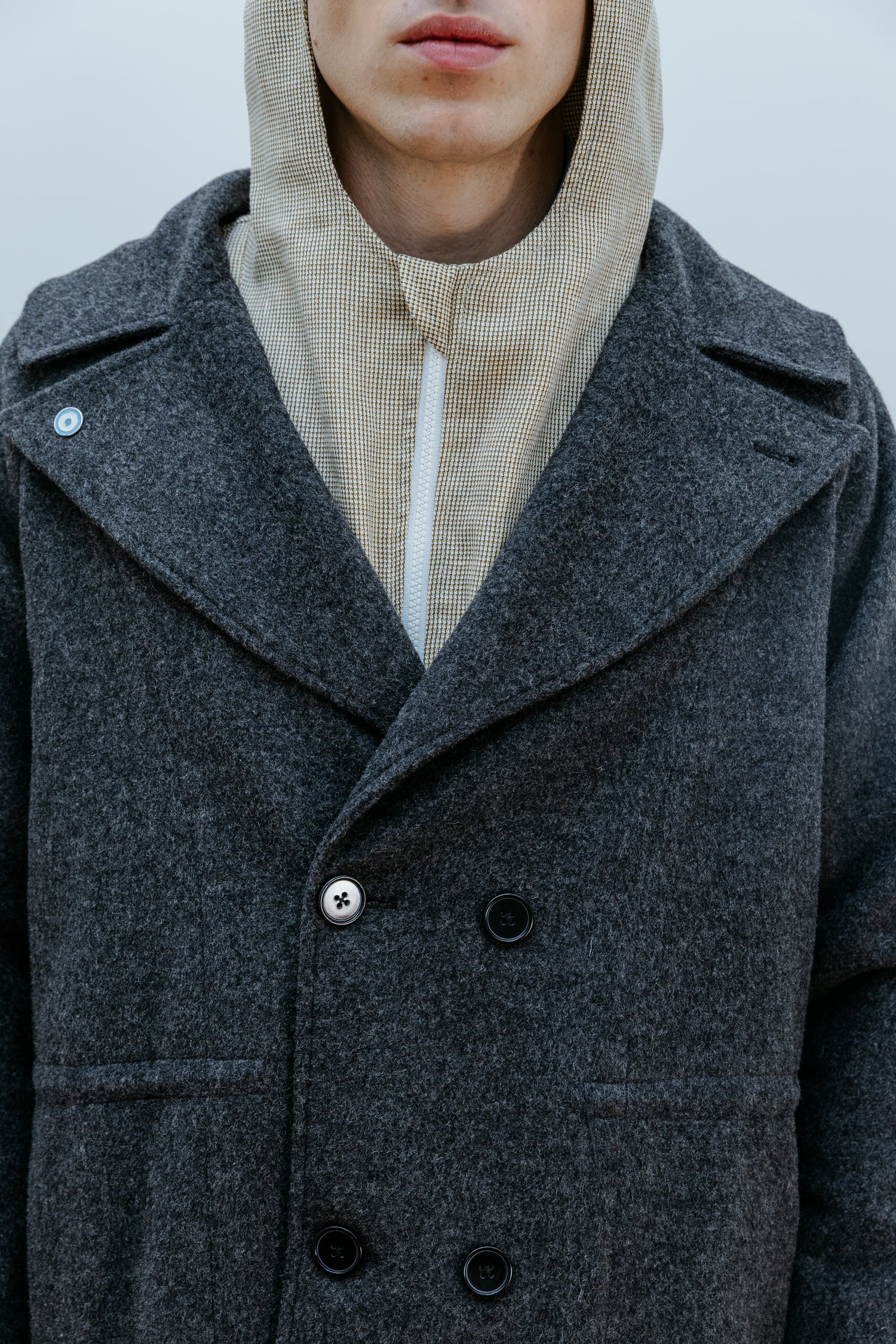 Gabán Marino Gris Oscuro - Detalle 1